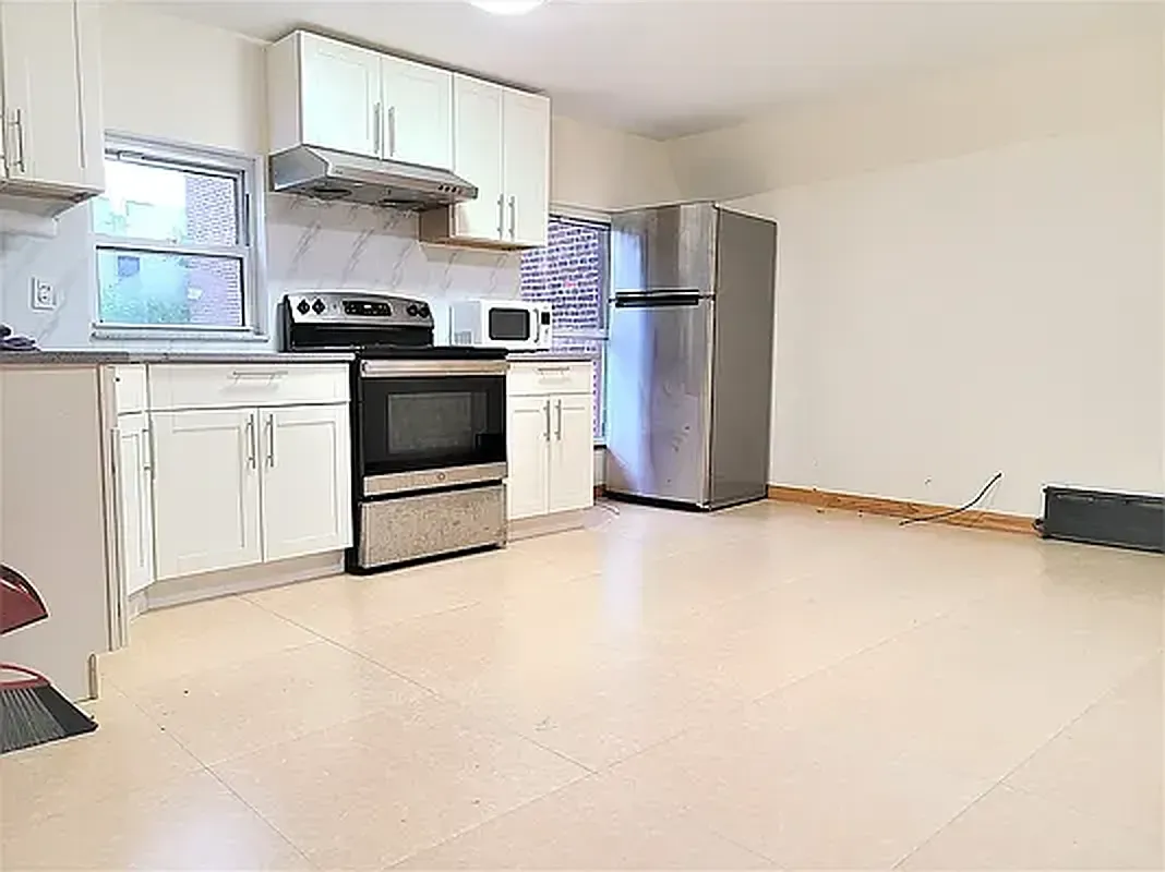 Mike Elder - 430 39th Street #1 1 of 15