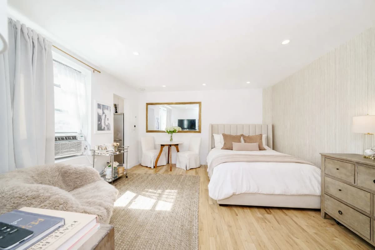 Matthew Brautigam - 300 West 12th Street #2E 1 of 15