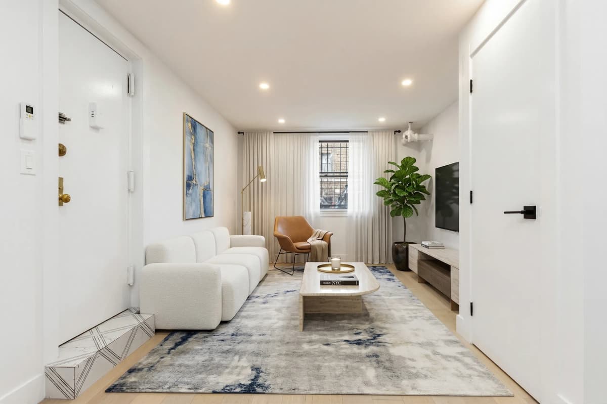 Real New York - 704 8th Avenue #GARDEN 1 of 15