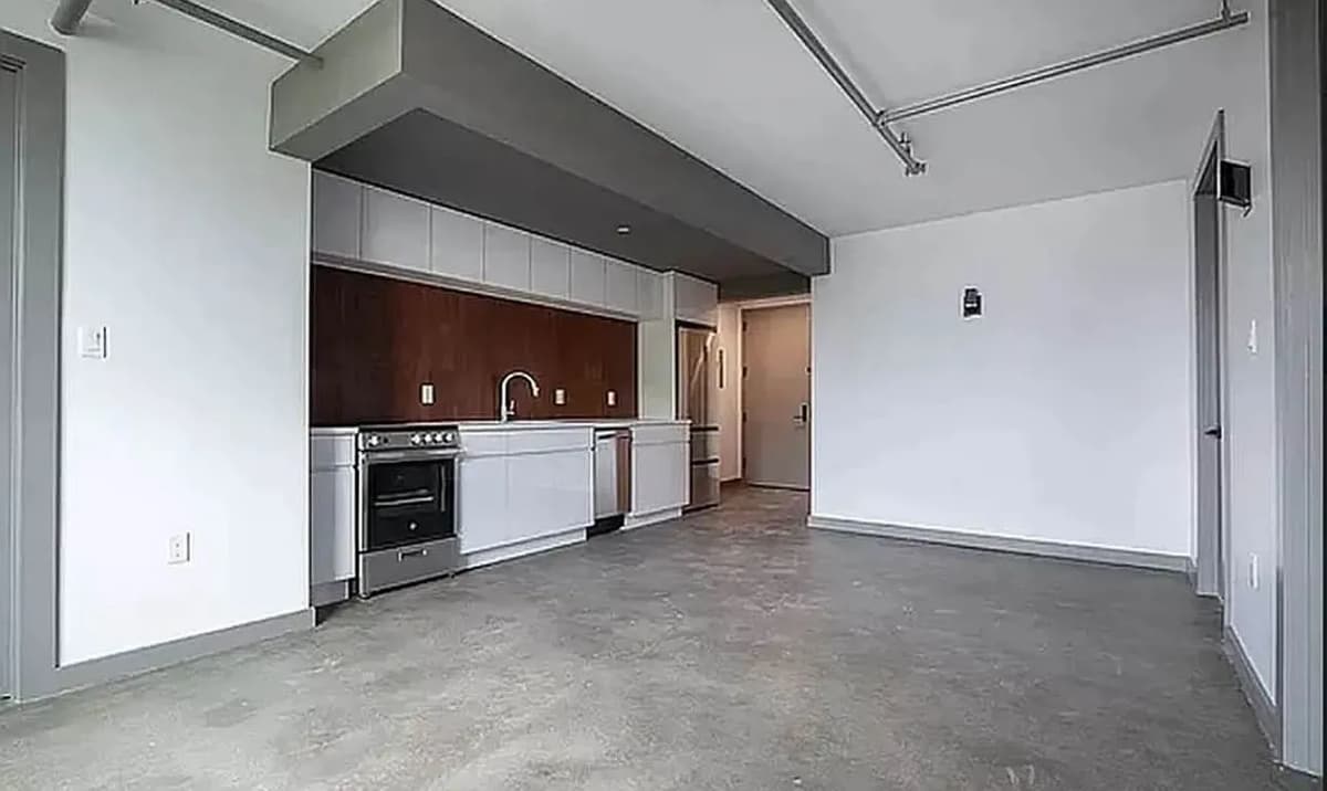 Daniel Meagher - 410 Tompkins Avenue #6F 1 of 15