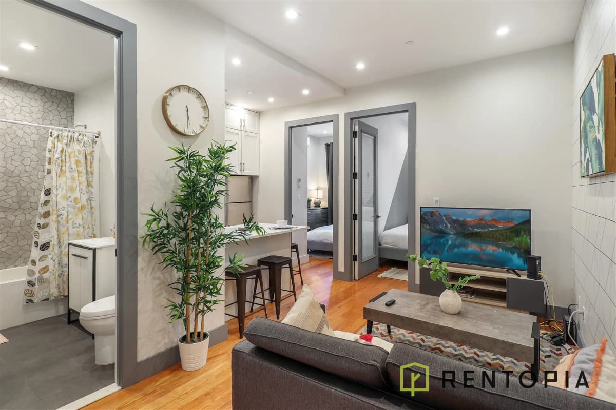 Rentopia Listings - 235 South 4th Street #3D 1 of 10