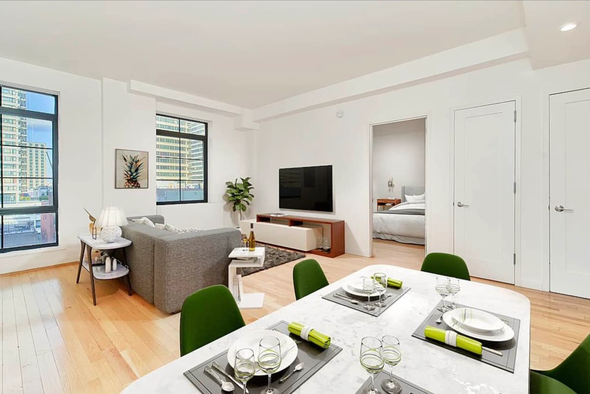 Veronica Hidalgo - 2211 3rd Avenue #6D 1 of 14