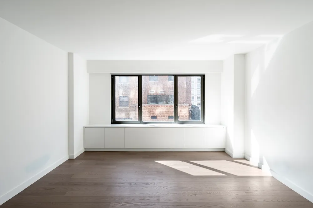 Arianna Mahone - 220 East 72nd Street #7G 1 of 15