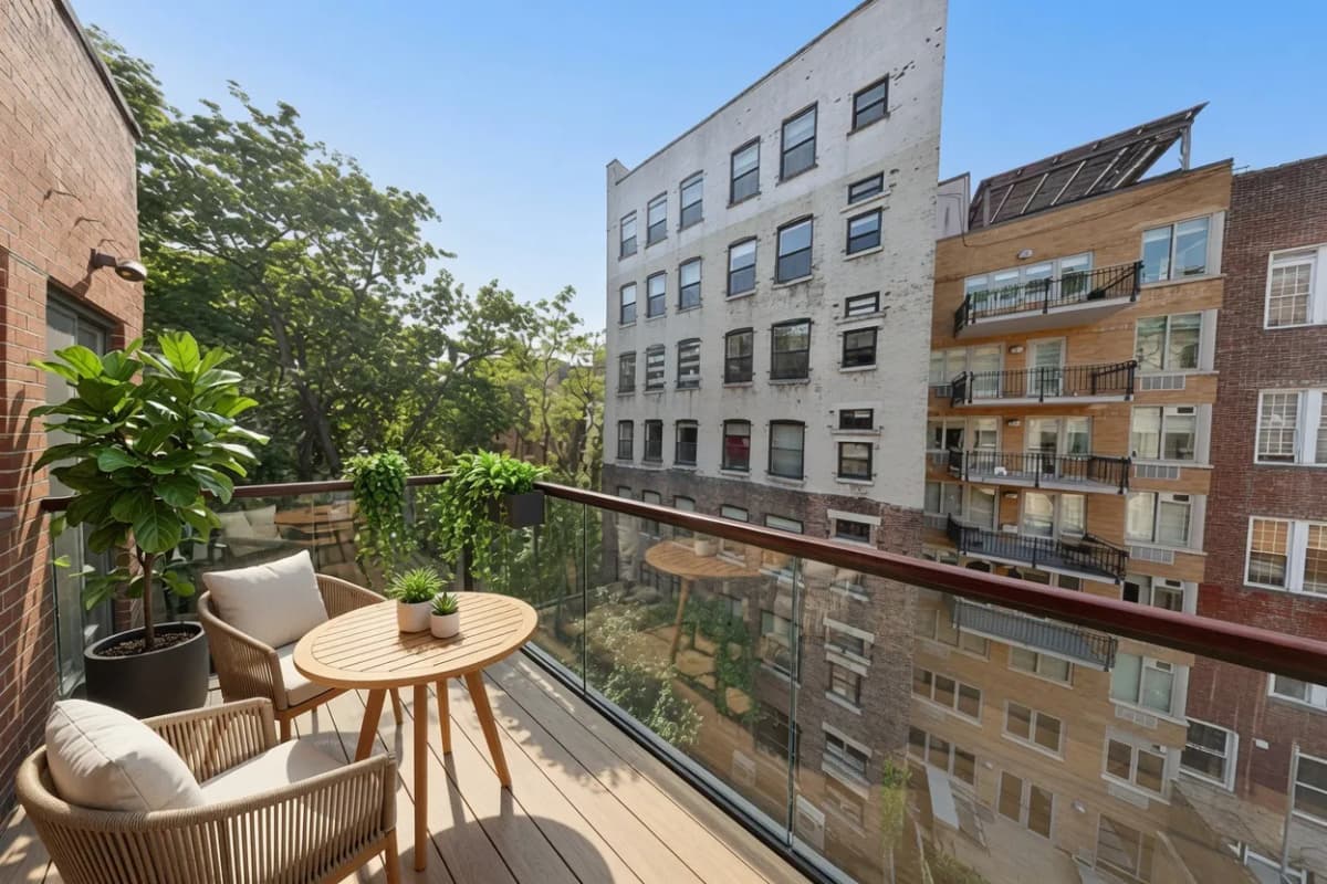 Yeseer Solis - 322 West 14th Street #4D 1 of 15