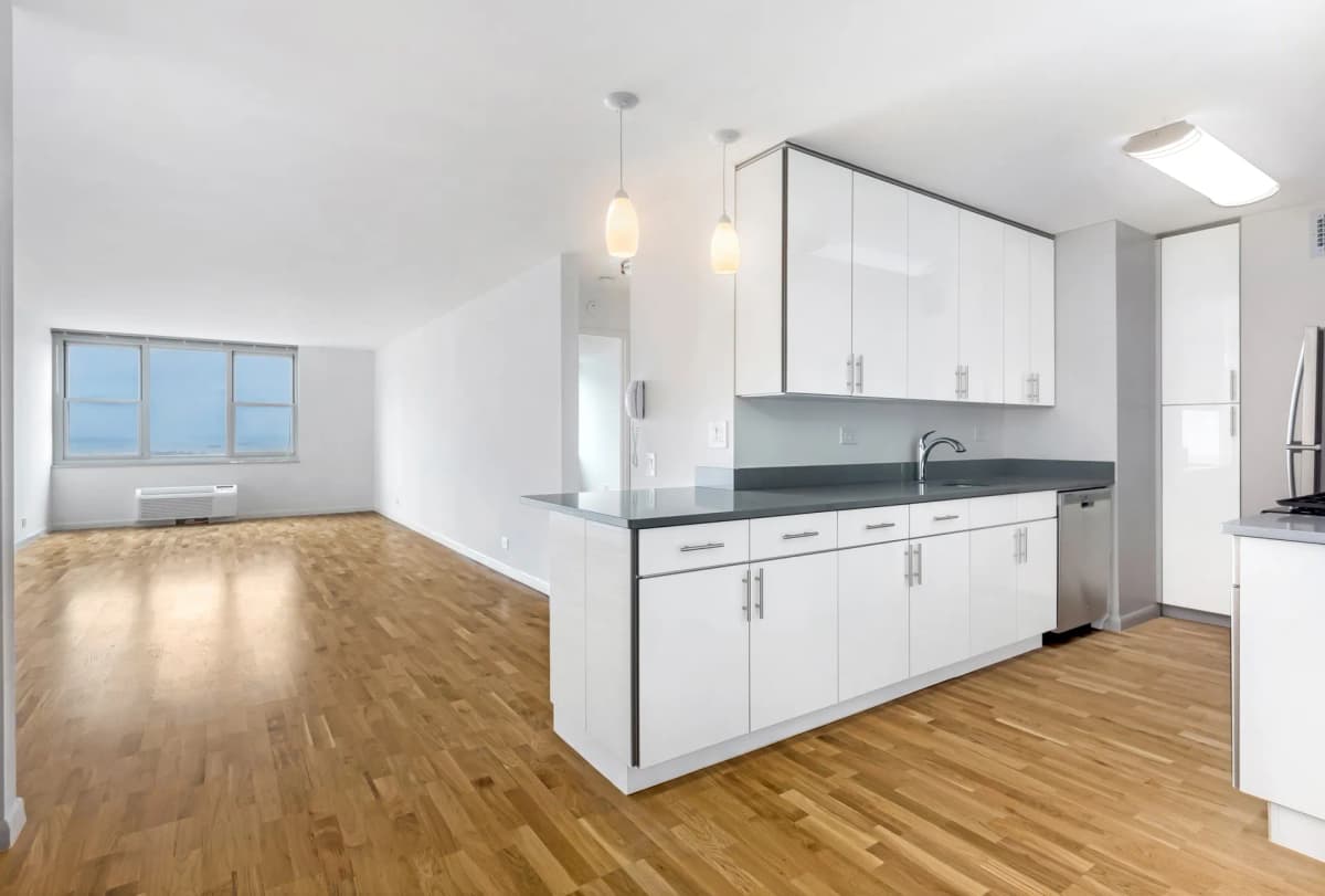 Gateway NY - 375 South End Avenue #20K 1 of 15
