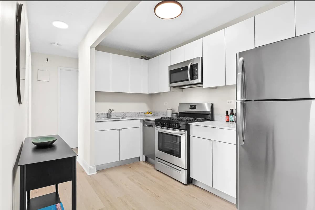 Miles & Parker - 1890 Lexington Avenue #8E 1 of 15