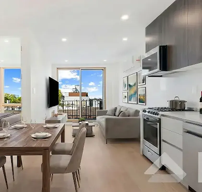 EXR Leasing Office - 3216 Glenwood Road #3D 1 of 15