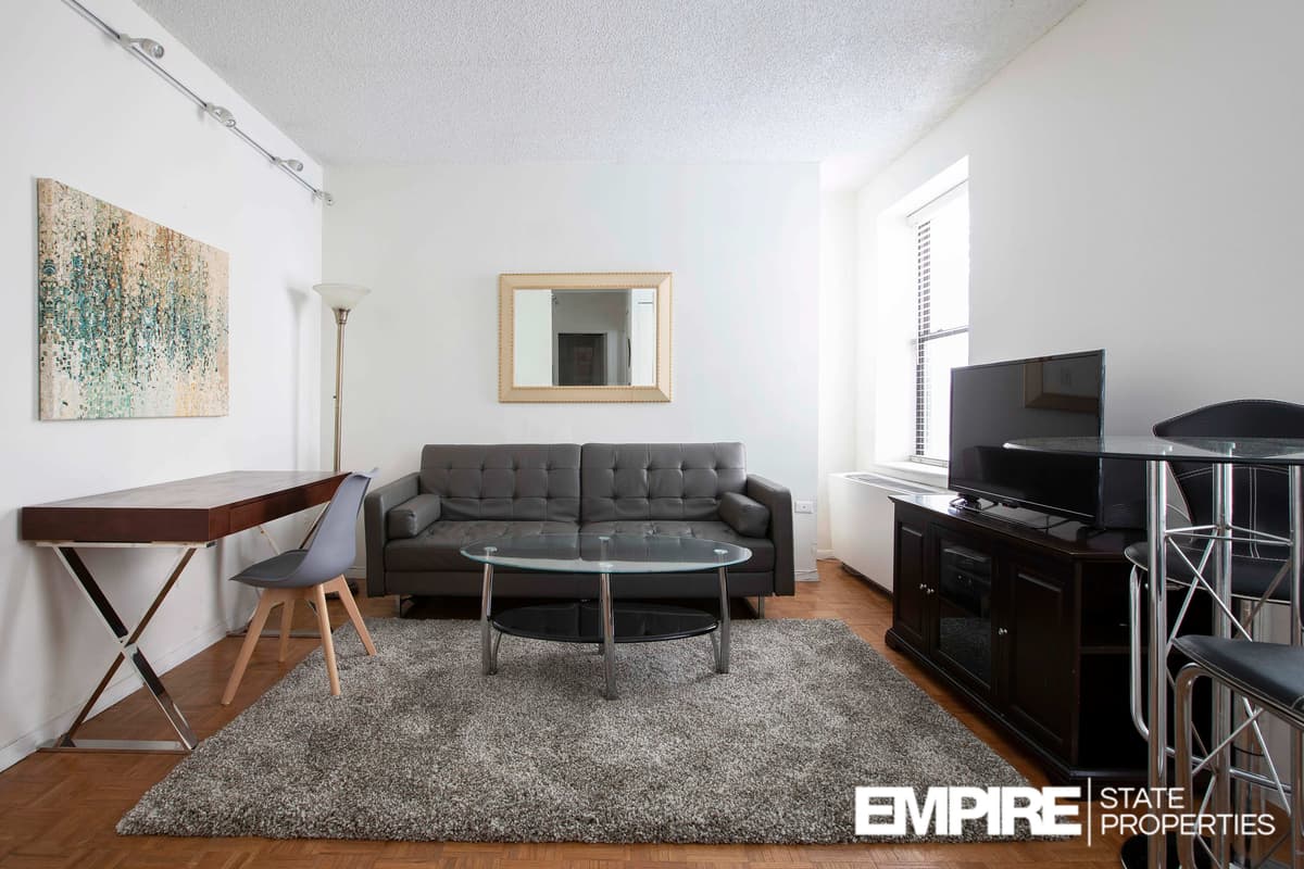 Mere Laburda - 150 West 51st Street #2012 1 of 13