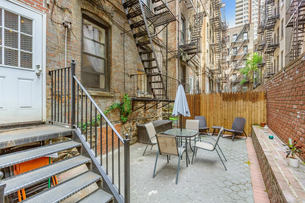 Tosh Marks - 210 West 88th Street #1R 1 of 15