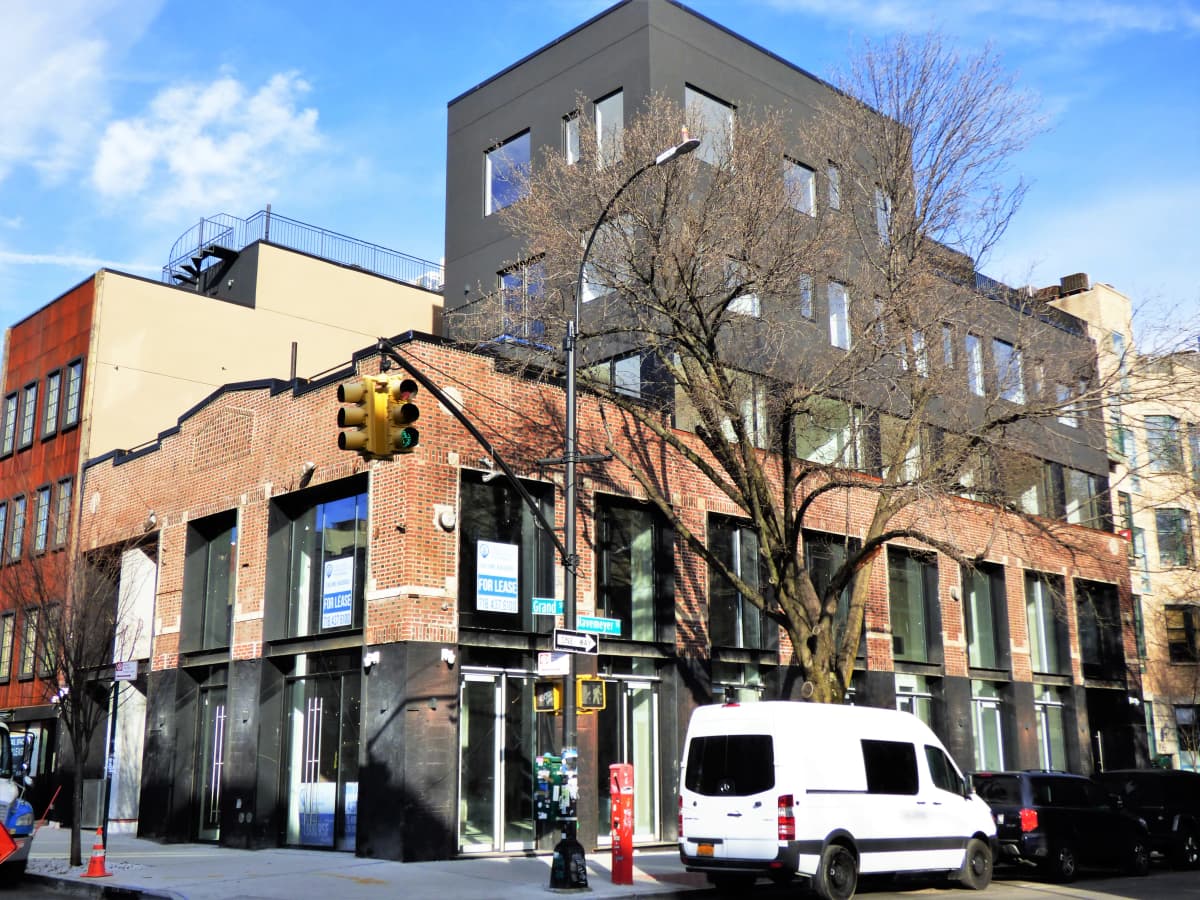 Rentopia Listings - 309 Grand Street #401A 1 of 12
