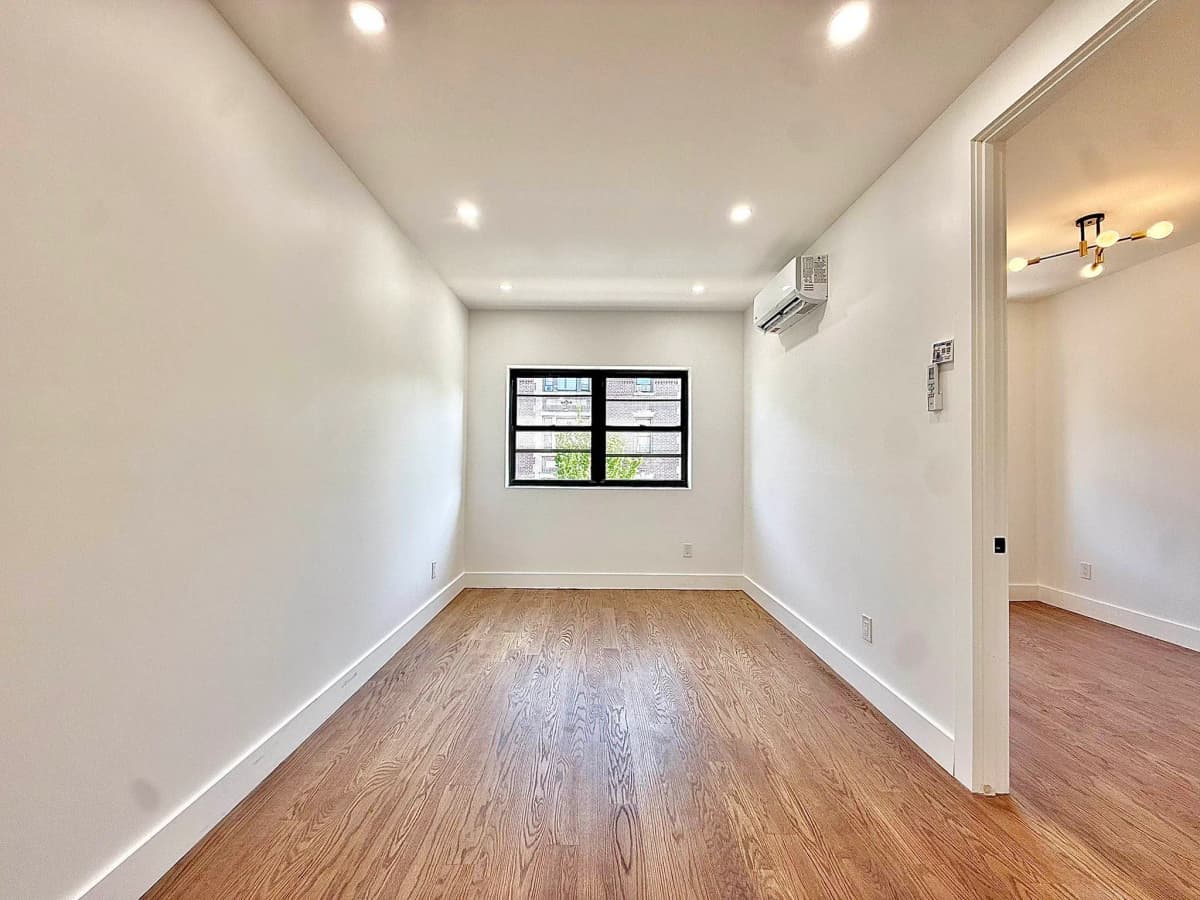 Ilan Maslow - 89 Veronica Place #3 1 of 15