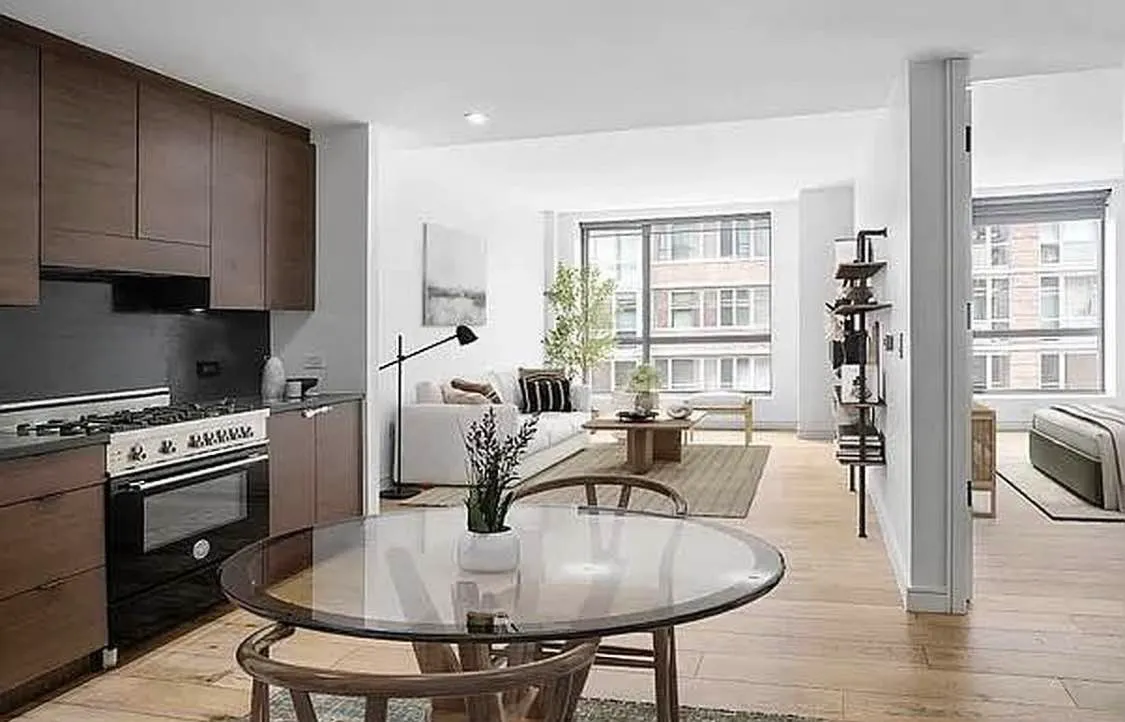 Philip Tabor - 540 West 28th Street #7C 1 of 15