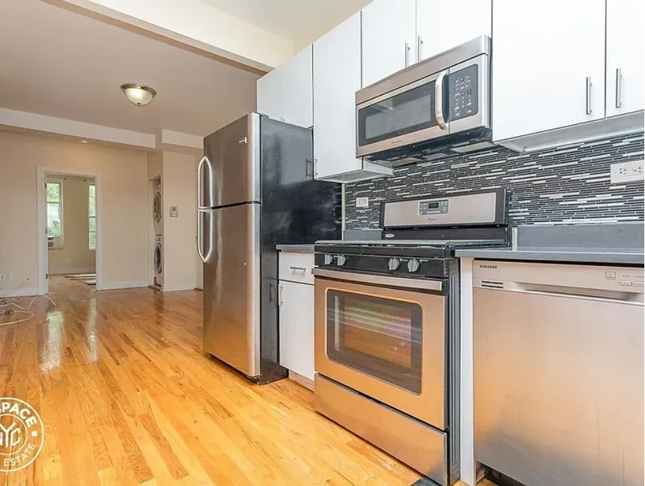 Reuben E - 657 Knickerbocker Avenue #2R 1 of 15