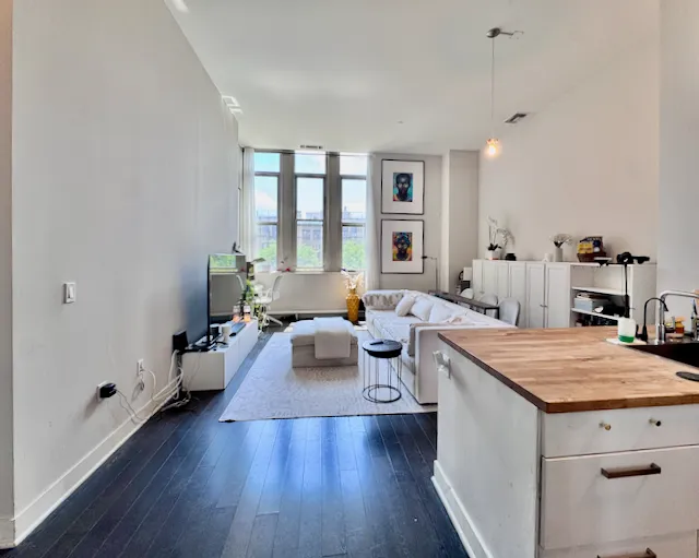 Danielle Jernigan - 220 West 148th Street #3G 1 of 15