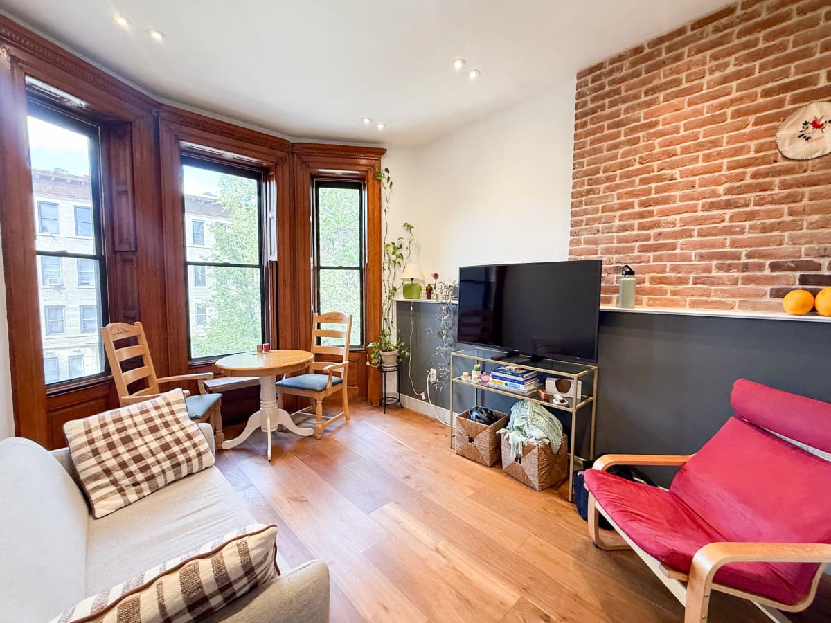 Roi Boblil - 1308 Pacific Street #3 1 of 15