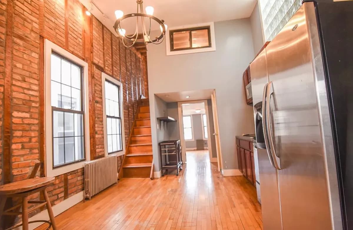 Sky High Realty - 194 Wilson Avenue #3B 1 of 13