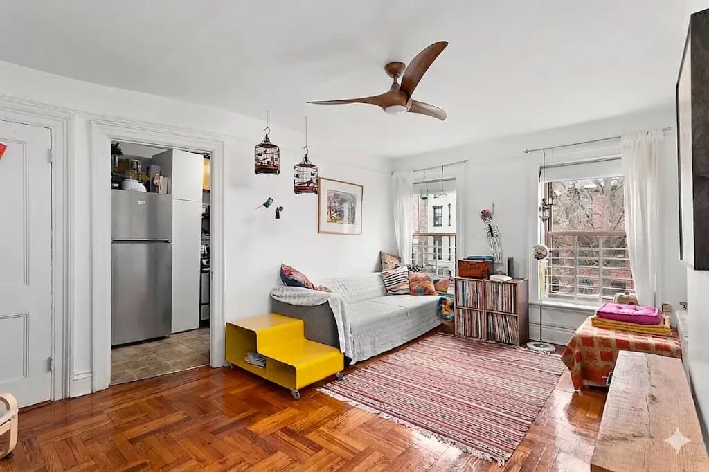 Jonah Ramu Cohen - 305 Vanderbilt Avenue #3 1 of 15