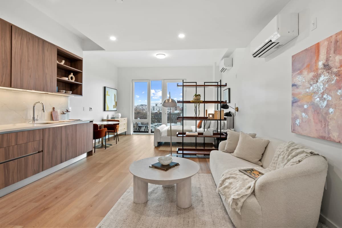 Mindy Gratt - 50 East Tenth Street #522 1 of 11