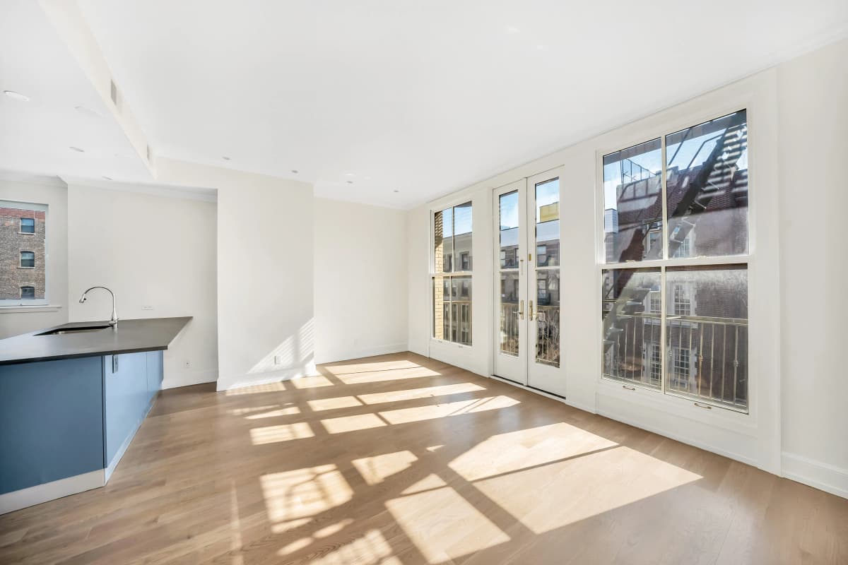 Jeffrey Berger - 235 West 113th Street #3 1 of 15