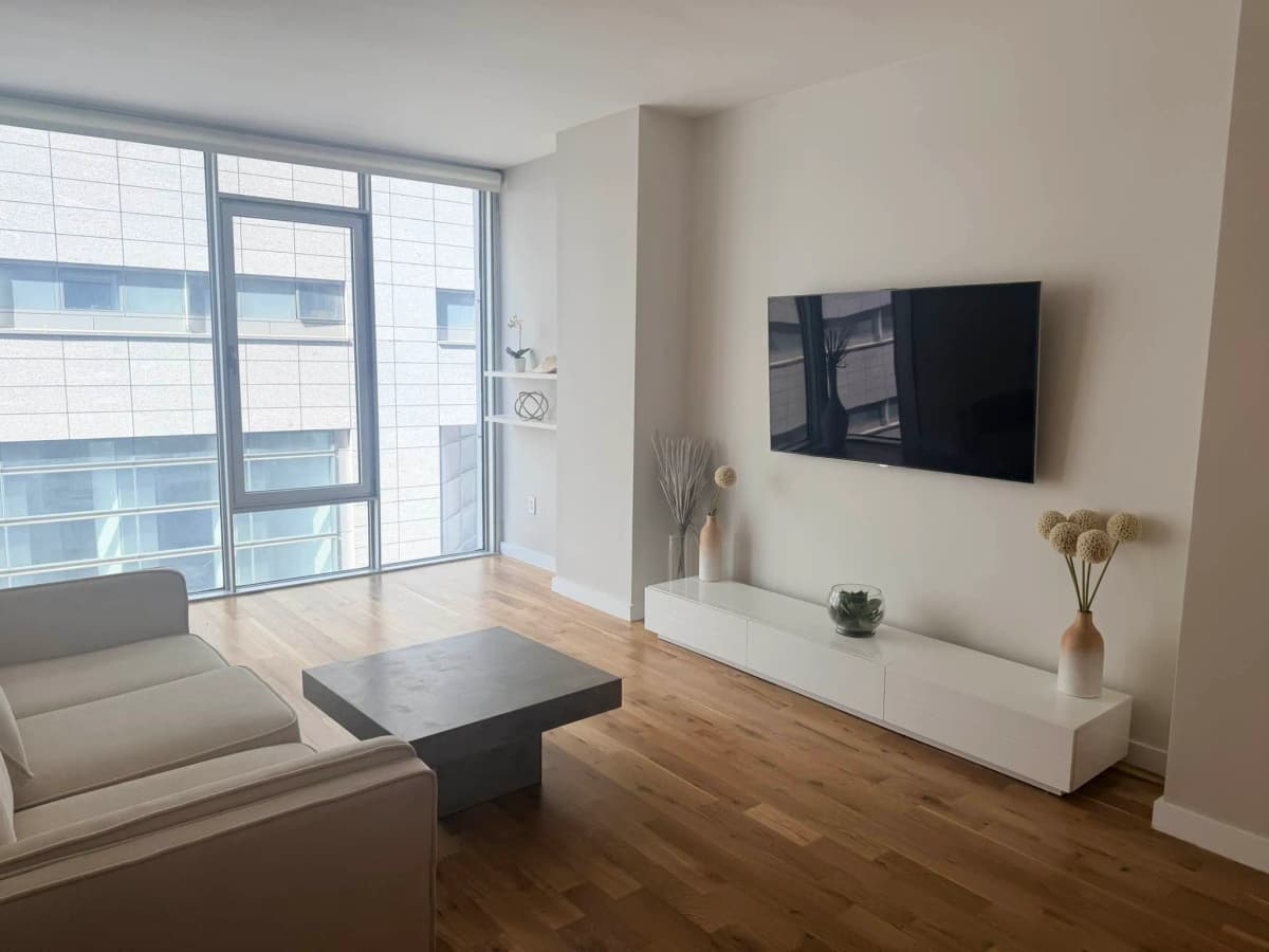 Jeffrey Wachtenheim - 50 Franklin Street #9E 1 of 15