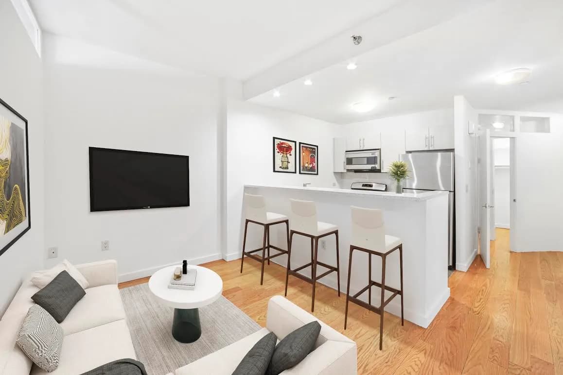 Fabian Team - 30 West 18th Street #3F 1 of 15