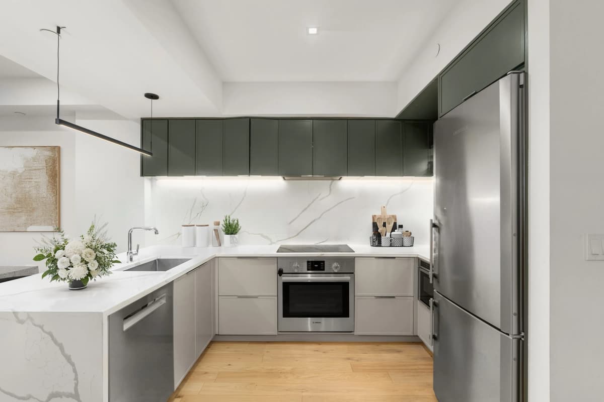 Aliza Moezinia - 149 East 26th Street #302 1 of 15