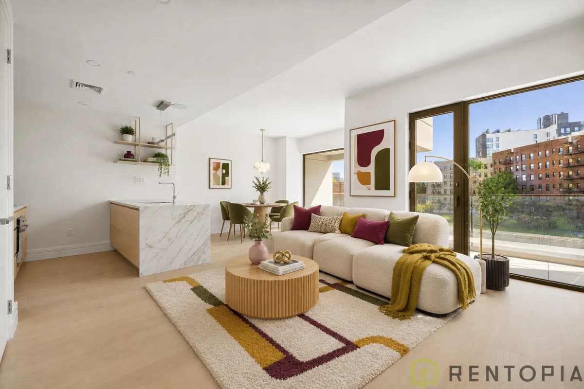 Rentopia Listings - 960 Franklin Avenue #210 1 of 15