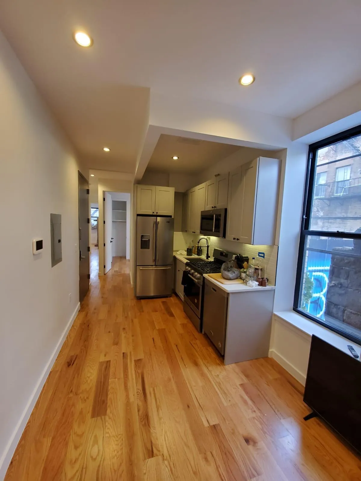 Sam Suzuki - 1271 Willoughby Avenue #1R 1 of 14