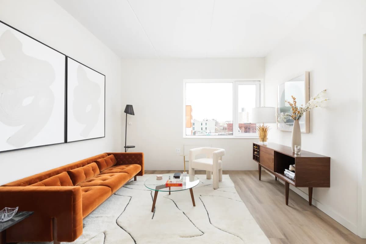 Elina Brewer - 8 Palmetto Street #515 1 of 15