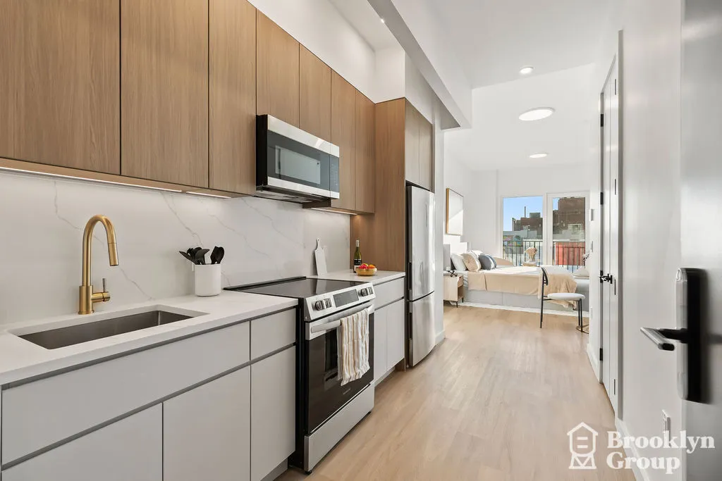 Leasing Team - 556 Baltic Street #506 1 of 15