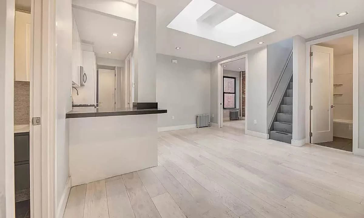 Noreen Fleming - 195 Stanton Street #6G 1 of 15