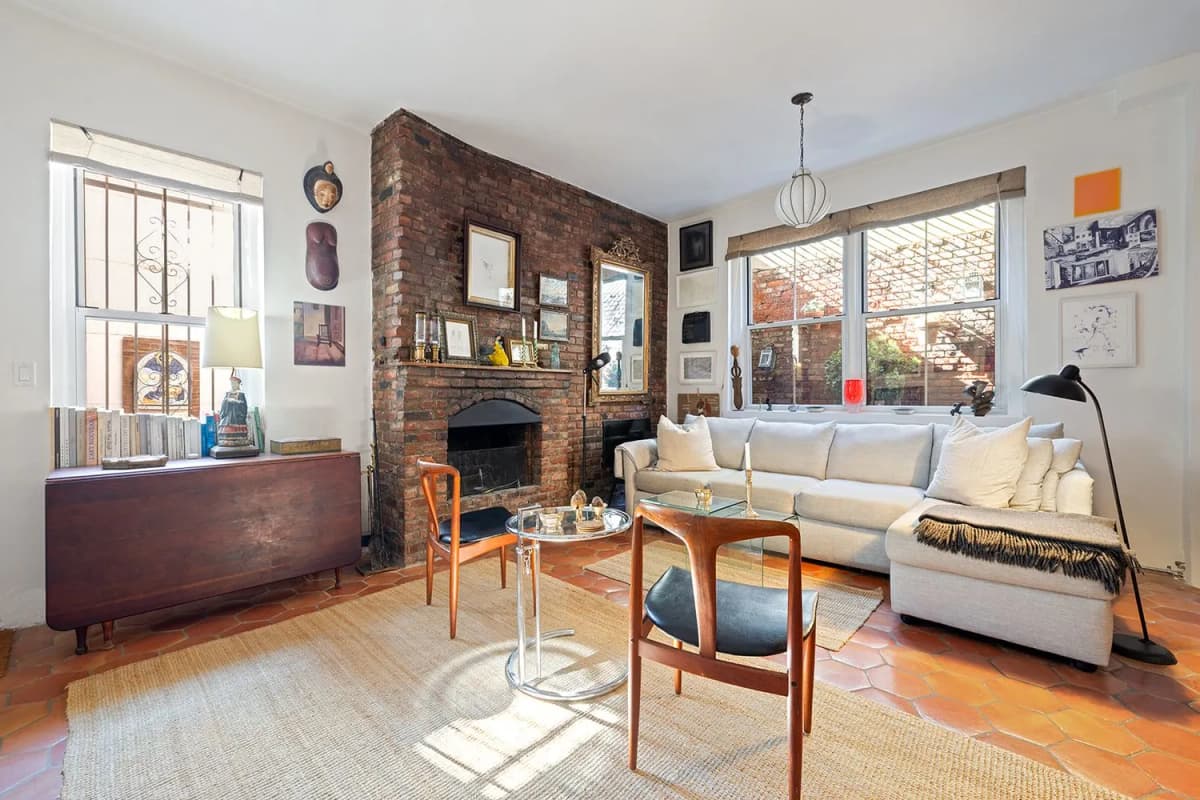 Kevin Geloso - 260 West 10th Street #1E 1 of 15