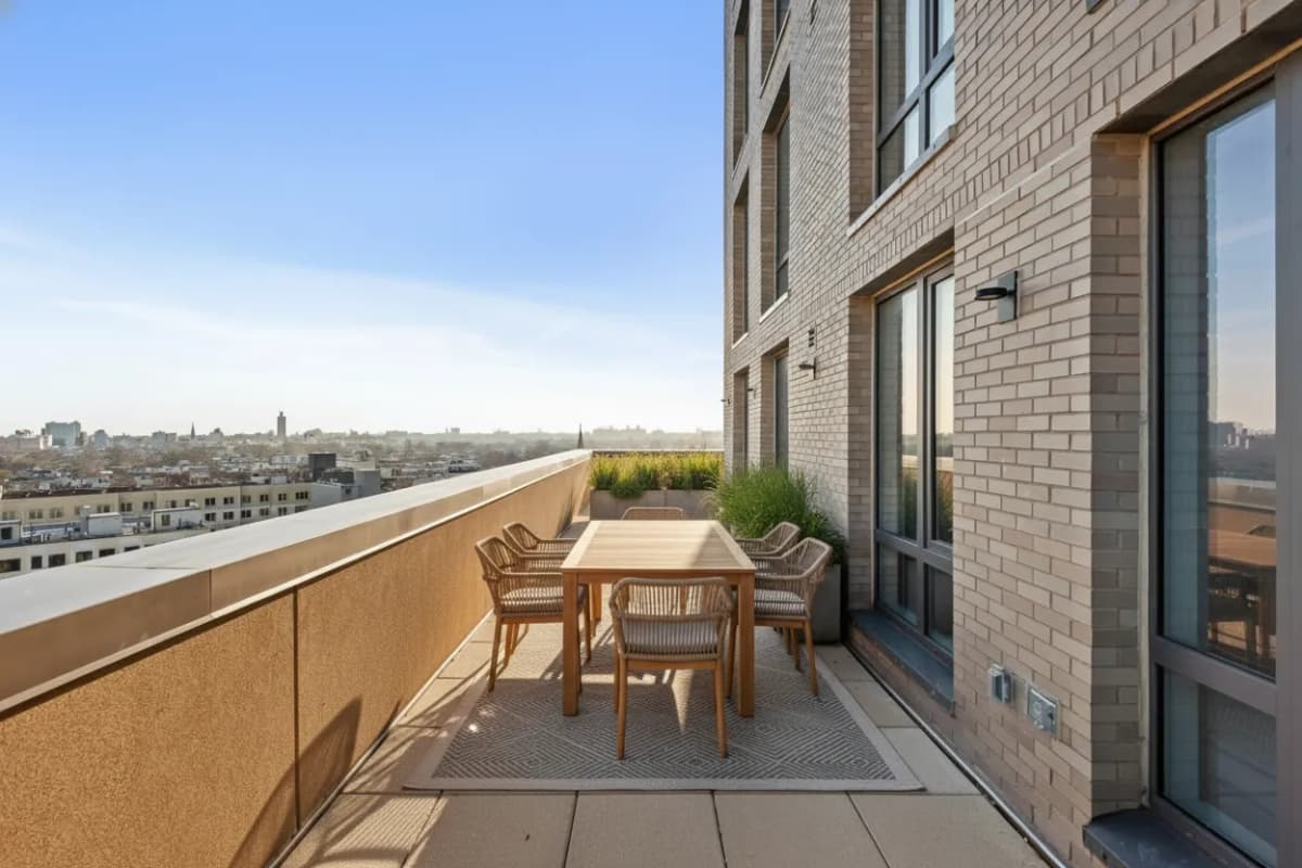 Elina Brewer - 1333 Broadway #1602 1 of 15