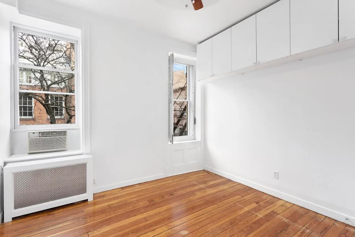 Jill Letts - 51 Bank Street #3 1 of 15