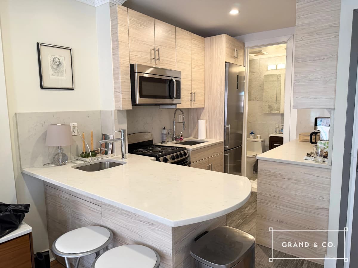 Ryan Hanover - 412 West 22nd Street #4F 1 of 15