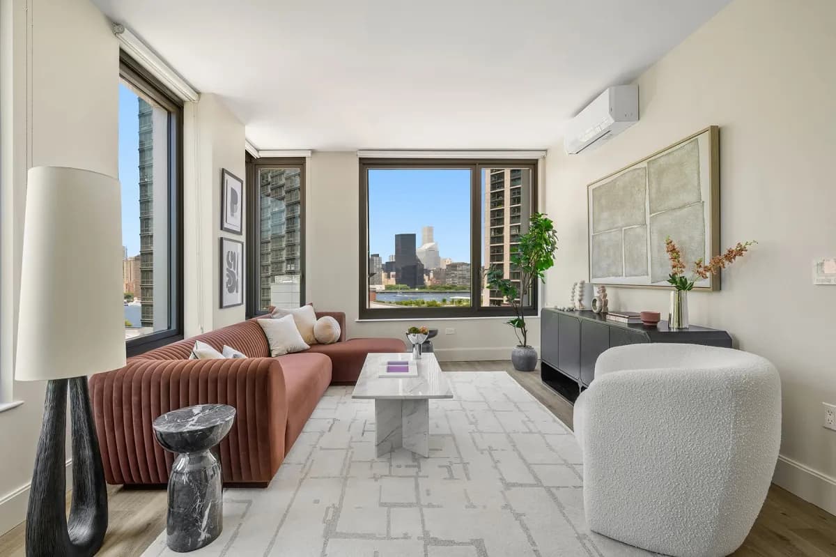 Natalie Salykine - 65 Dupont Street #208 1 of 15