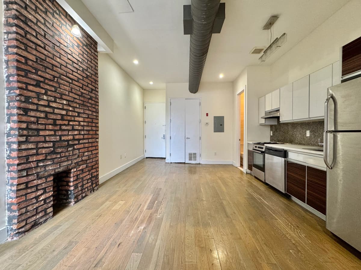 Zalman Simpson - 317 Knickerbocker Avenue #4C 1 of 15