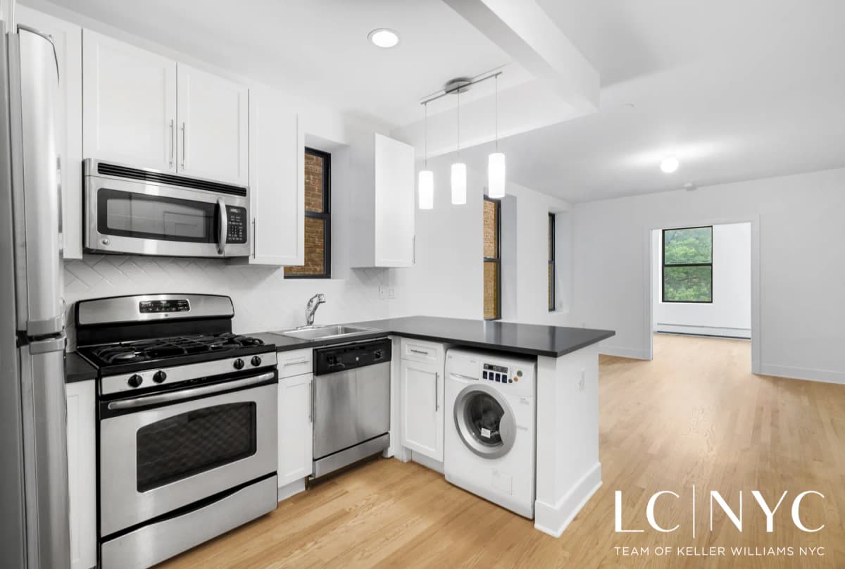 Warren Butler - 305 West 150th Street #503 1 of 15