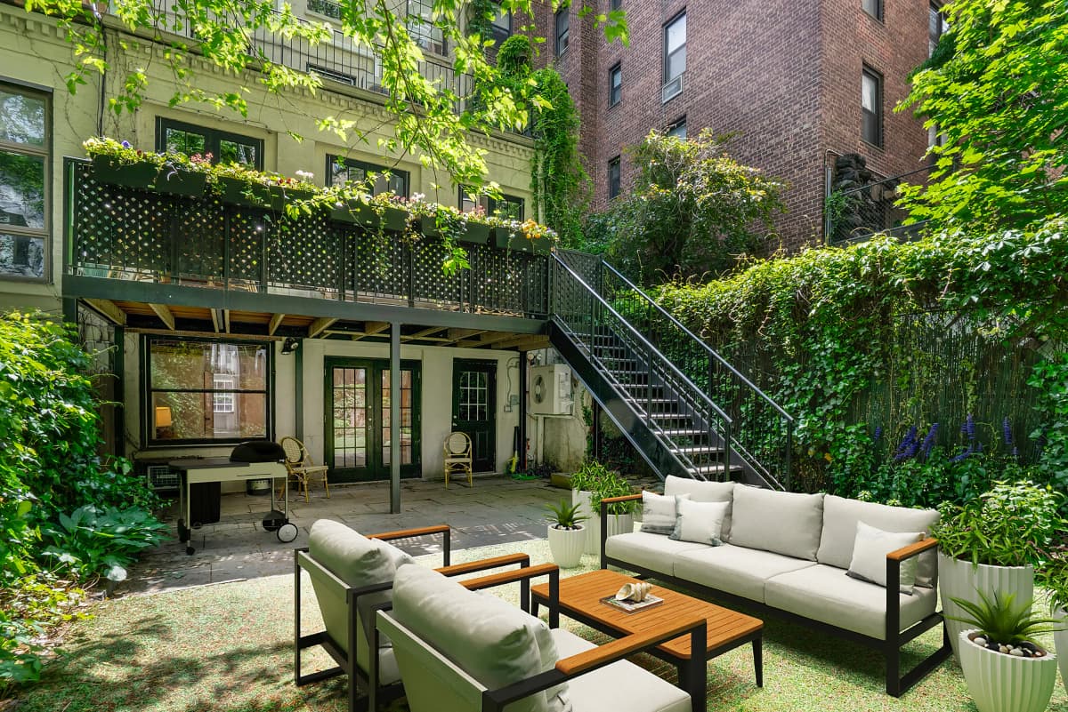 Brian Stern - 233 East 18th Street #A 1 of 15