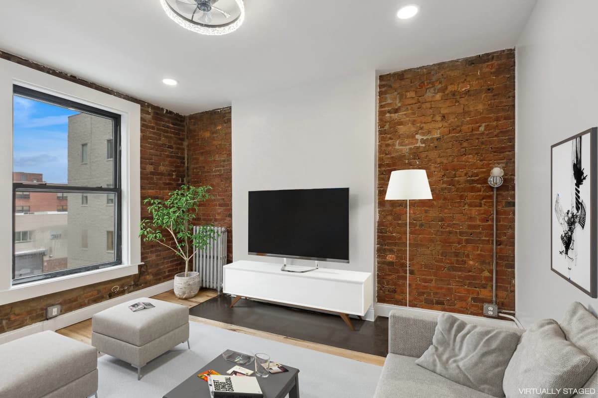 Dee Tseurate - 112 East 123rd Street #2 1 of 15