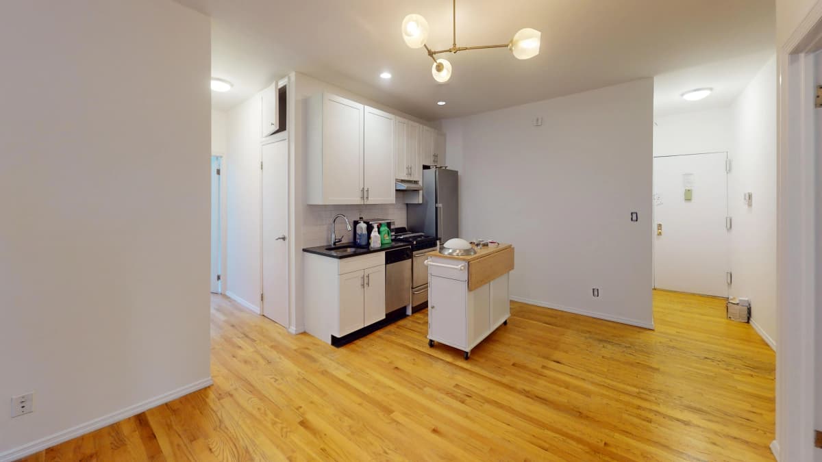 Bond - 240 Waverly Place #62 1 of 14