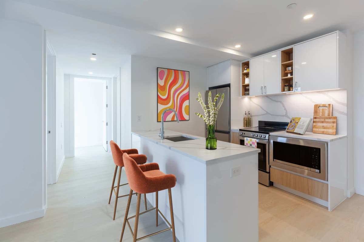 Raymond Werdane - 3880 9th Avenue #6V 1 of 15