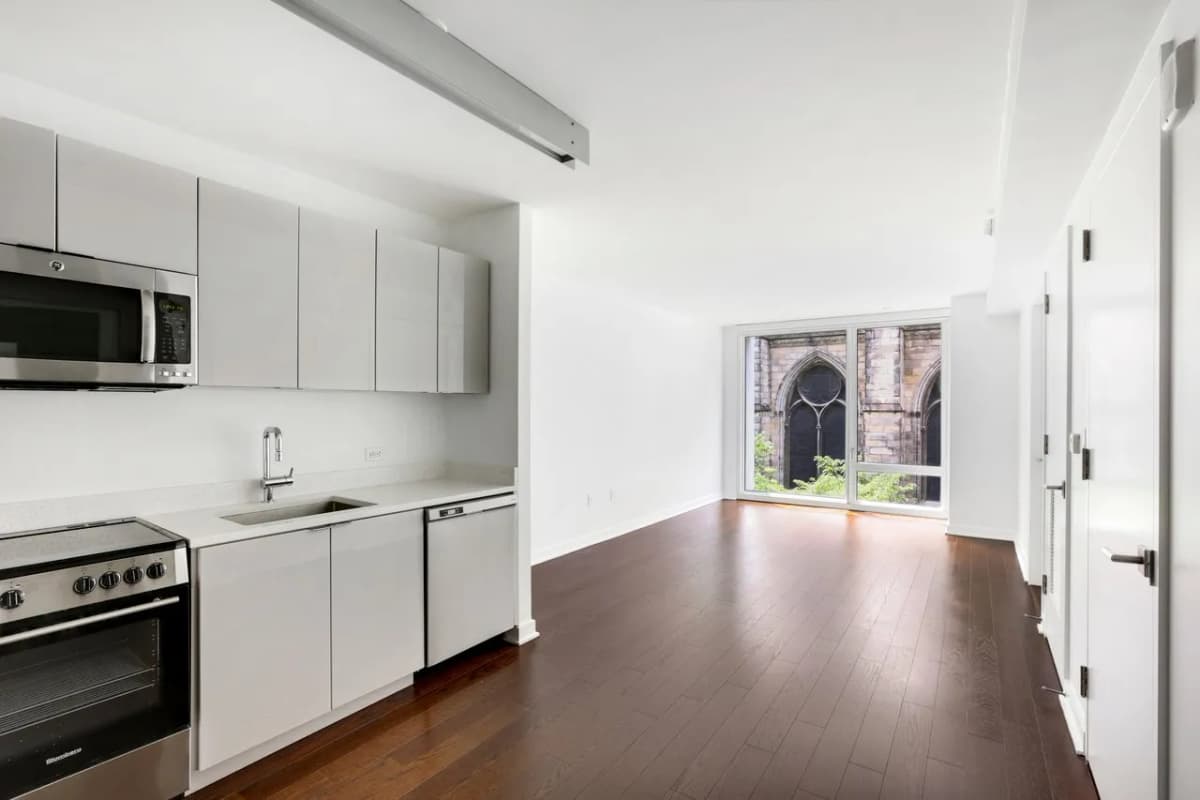 400 West 113th Street #522 - 400 West 113th Street #522 1 of 15