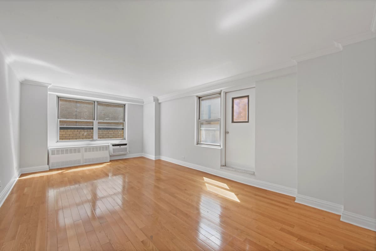 Stonehenge NYC - 210 West 89th Street #11D 1 of 15