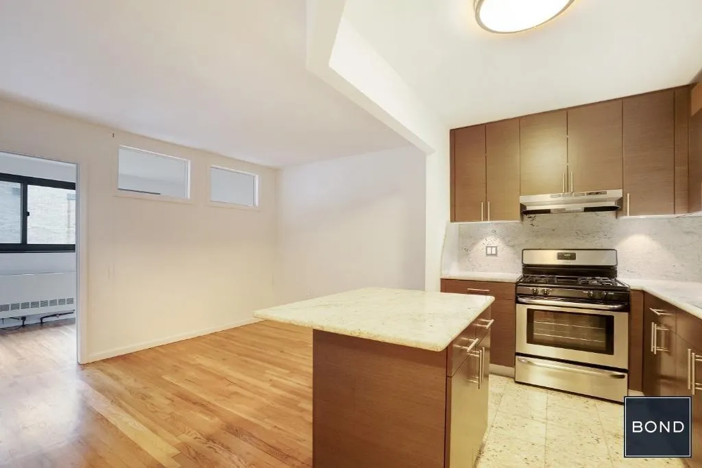 BRIAN STERN - 214 East 24th Street #6J 1 of 15