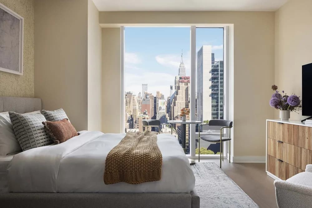 The Set - 455 10th Avenue #35F 1 of 15