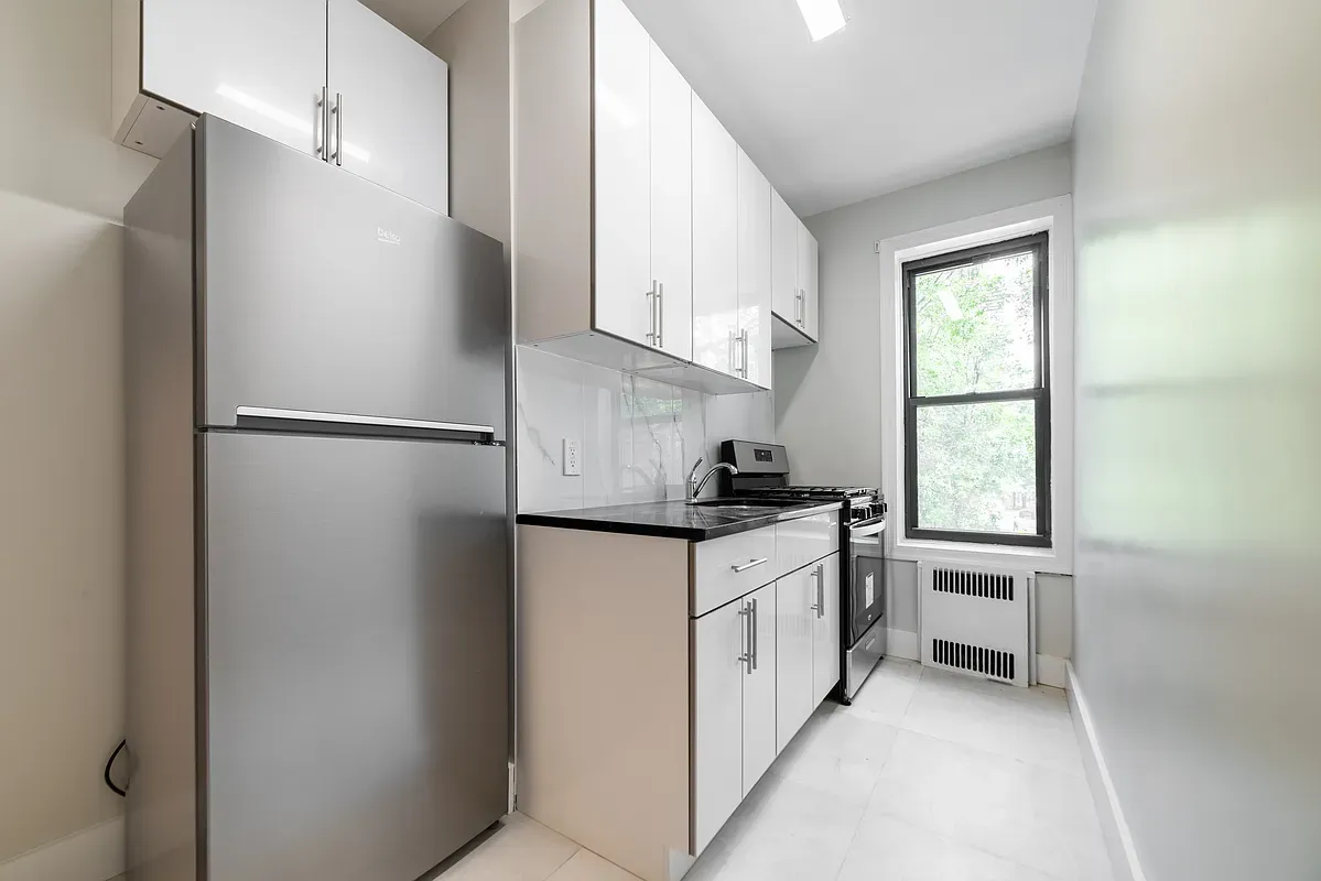 Izzy M - 7714 Bay Parkway #2H, BROOKLYN, NY 11214