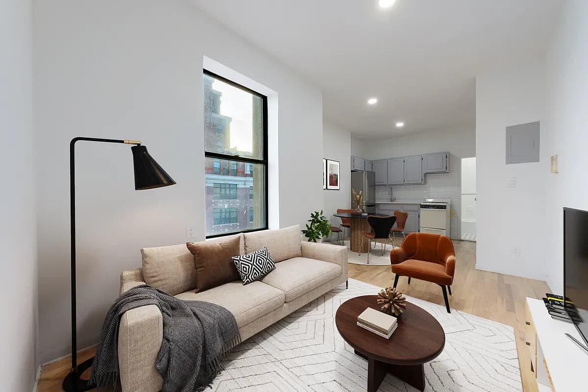 Megan Miller - 2281 1st Avenue #2A 1 of 15