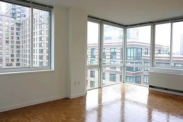 33 WEA Leasing Office - 33 West End Avenue #15A 1 of 15