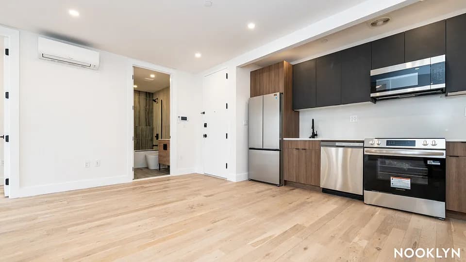Moore Leasing - 103 Moore Street #2T 1 of 15